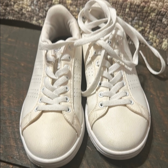 Addiascloudform Shoes - White Casual Sneakers